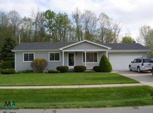 23604 Colonial Rd, Armada, MI 48005
