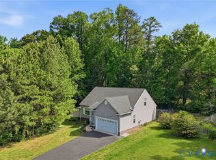 2043 Maginoak Ct, North Chesterfield, VA 23236