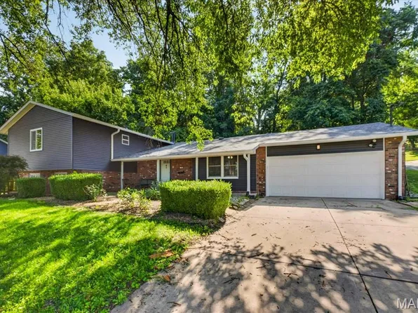 193 Beverly Ln, Collinsville, IL 62234