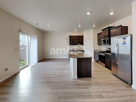 5th image of 1221 W 17th Ave