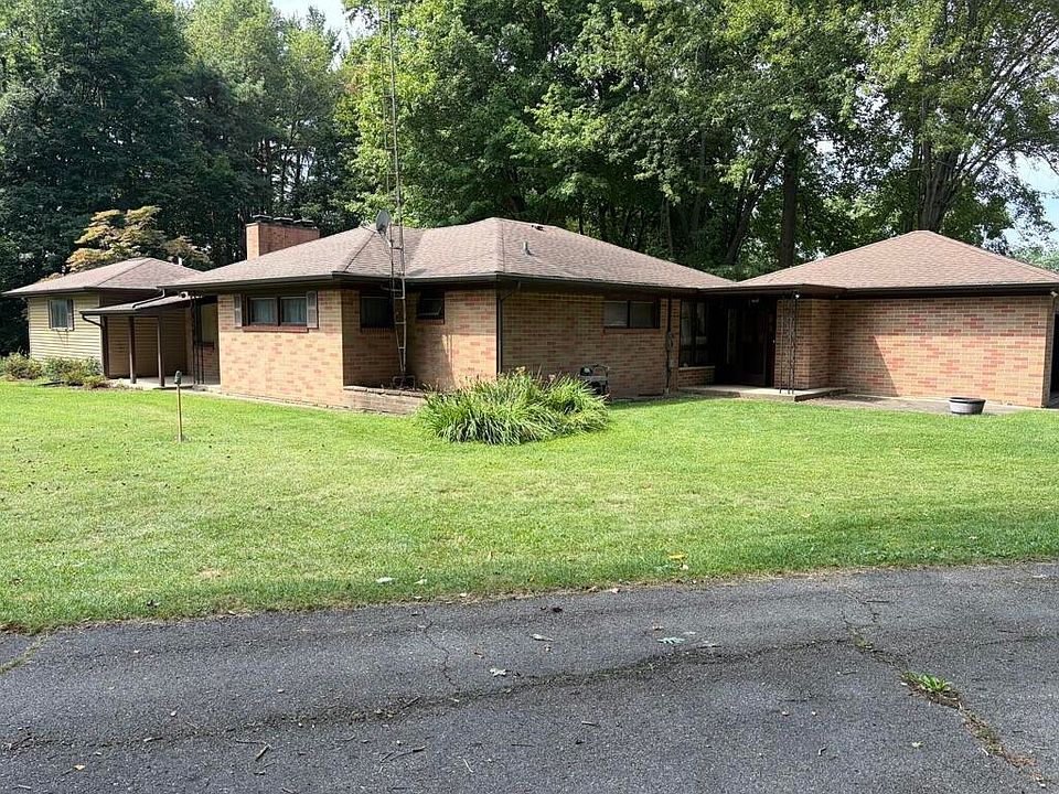 1st image of 10399 Condit Rd