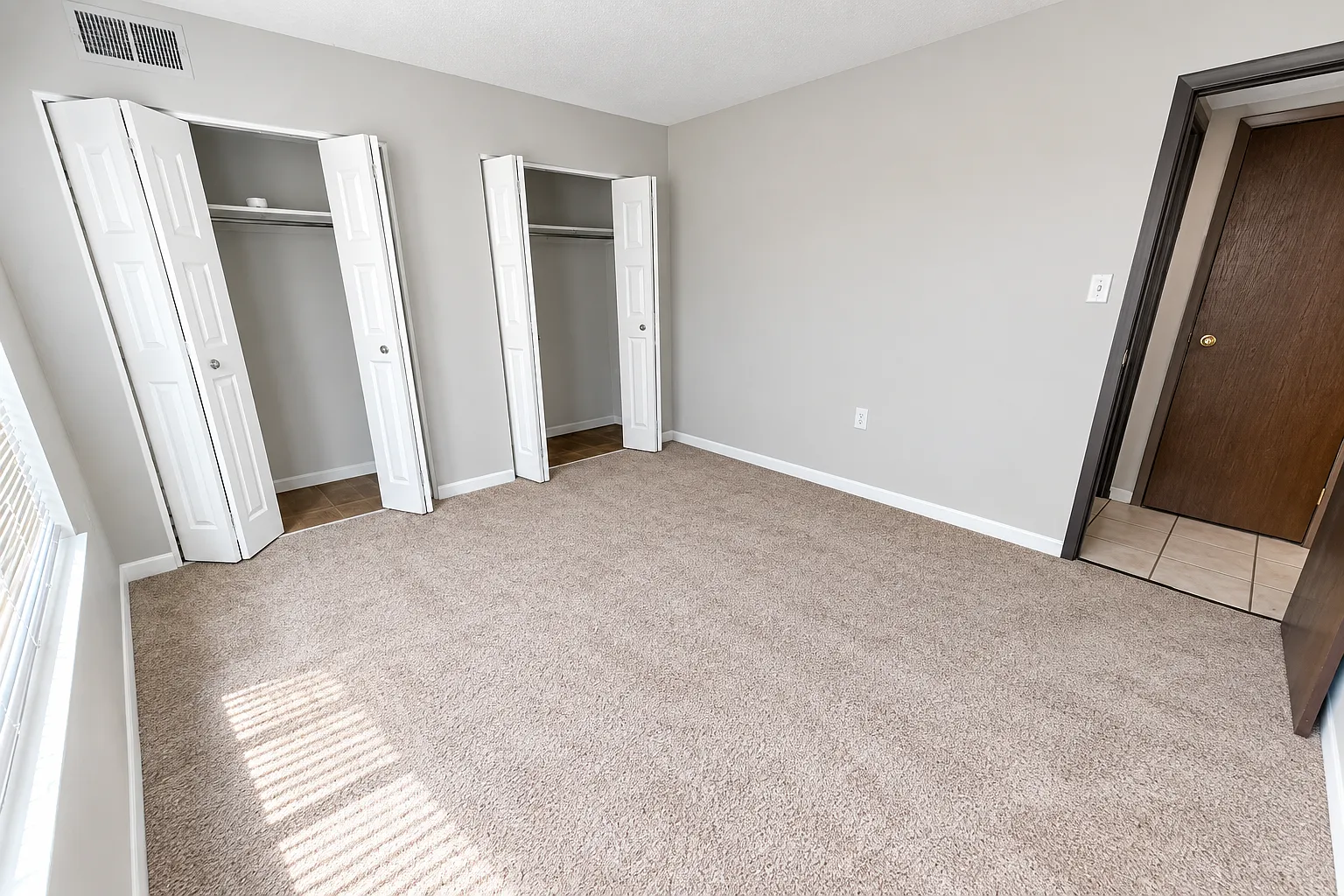 2 bed, 800 sqft, $1,165 — Photo 4