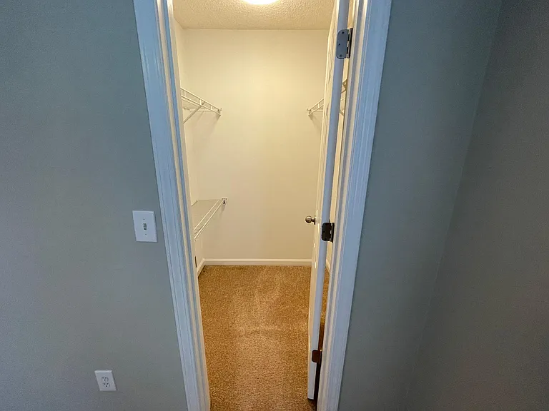 9010 Nesbit Ferry Rd — Photo 16