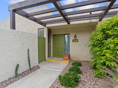 1467 E Amado Rd, Palm Springs, CA, 92262