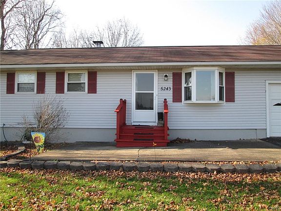 2nd image of 5243 Peckville Rd #Ws
