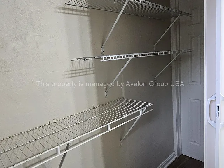 5474 N River Rd — Photo 31