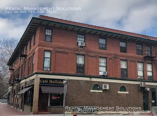 802 SW 12th St APT 9, Topeka, KS 66612