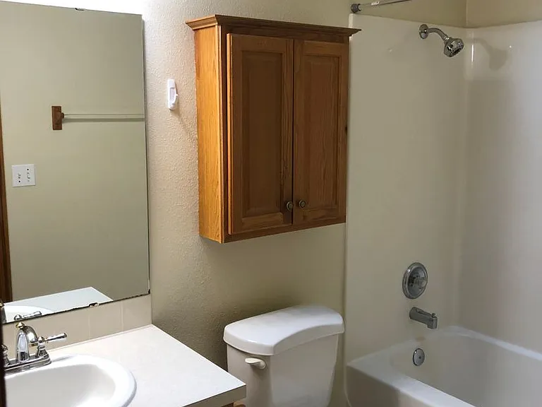 5553 SW Windflower Dr — Photo 8