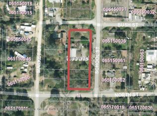 11520 School St, Redding, CA 96001