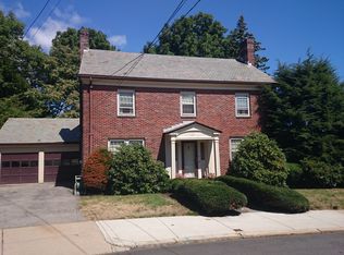 9 Hillcroft Rd, Jamaica Plain, MA 02130