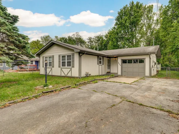 3406 W Farm Road 148, Springfield, MO 65807