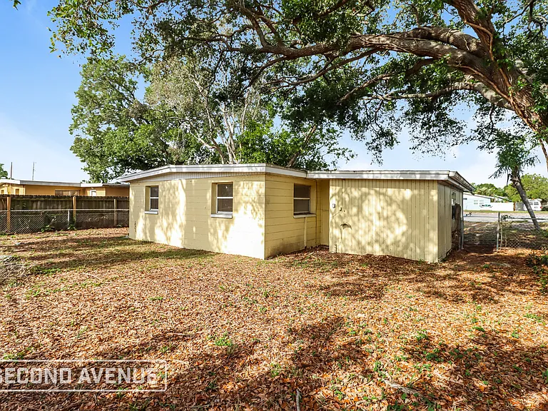 9295 Starkey Rd — Photo 21