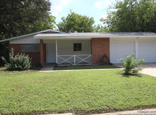6110 Thunder Dr, San Antonio, TX 78238