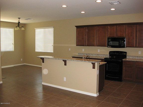 4th image of 2663 E Sourwood Ct