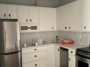 480 Washington Ave #3, Brooklyn, NY 11238