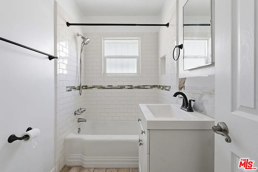 1 bed, 1.0 bath, 545 sqft, $1,895 — Photo 3