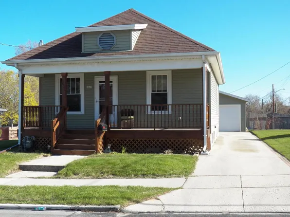 1021 Manila STREET, Manitowoc, WI 54220