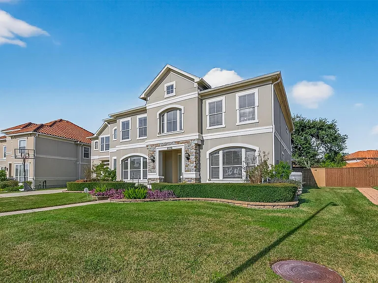 2210 Bywater Dr — Photo 45