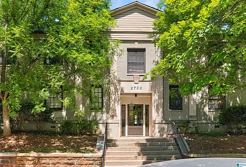 2700 Highland Ave S #201 Photo 1
