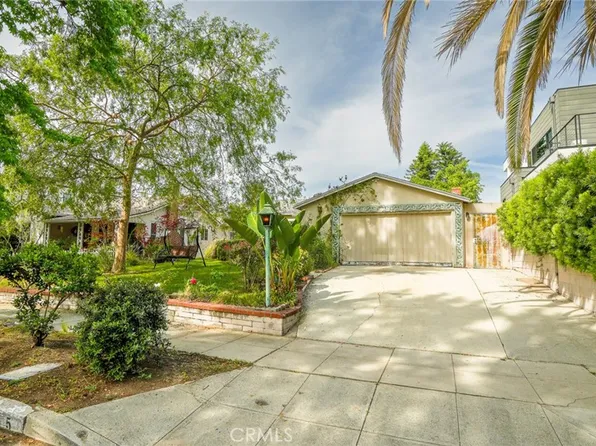 5055 Willowcrest Ave, North Hollywood, CA 91601