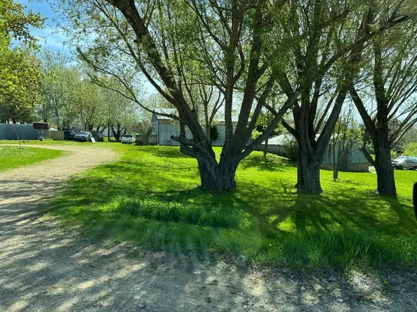 32231 300th St, Union, IA 50258