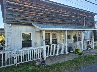 718 E Main St, Fries, VA 24330