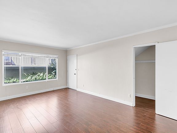 2nd image of 12618 Venice Blvd #3