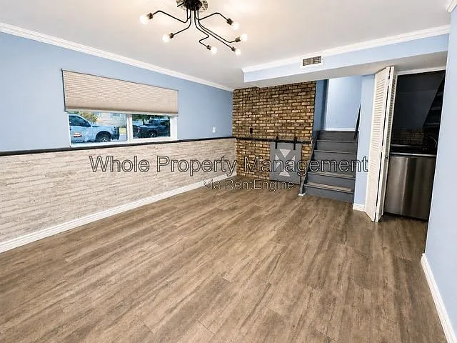 1920 E 81st Pl — Photo 13
