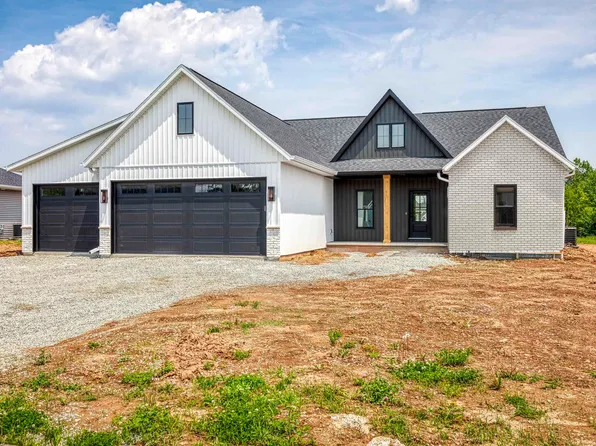 2590 N Stellita Cir, De Pere, WI 54115