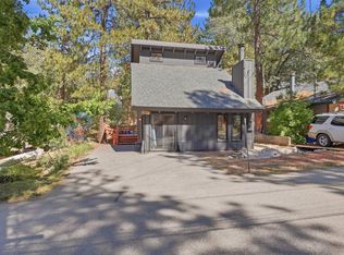 33042 Arrowbear Dr, Arrowbear Lake, CA 92382