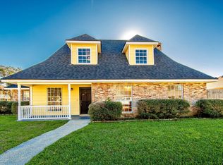 410 Summerfield Dr, Houma, LA 70360