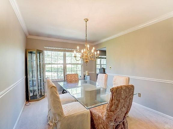 4th image of 3812 Hanover Dr
