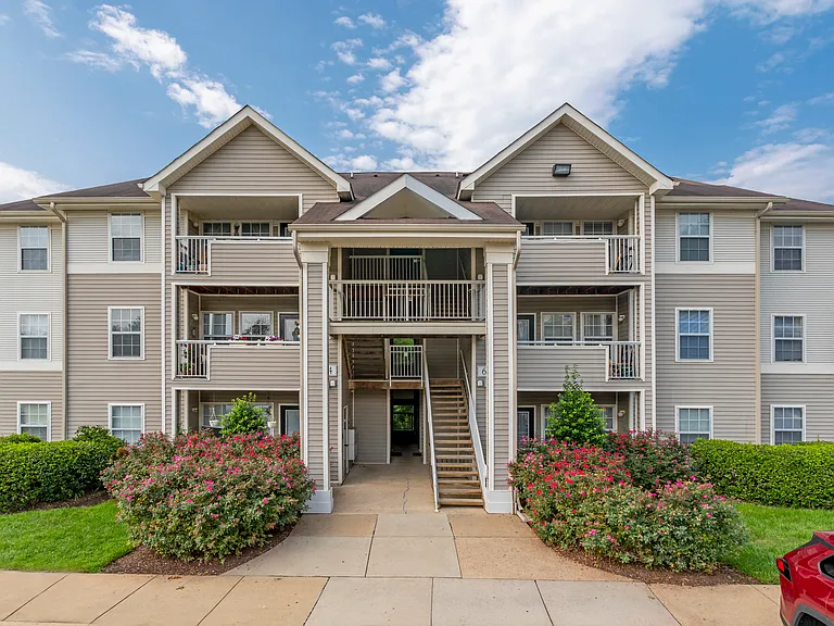 Lee Overlook Apartments — Photo 14
