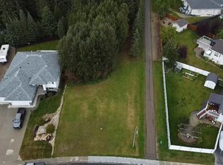 5600 16th Ave, Edson, AB T7E1X1