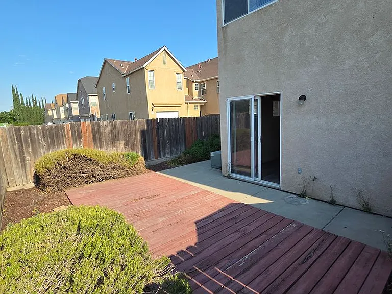 3600 Nadia Ct — Photo 10