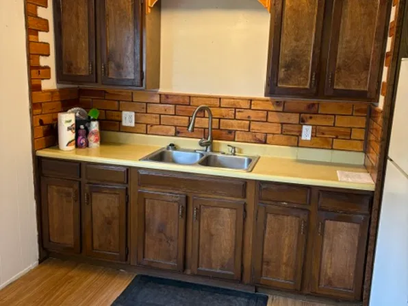405 & 407 W Pine St #405, Linesville, PA 16424