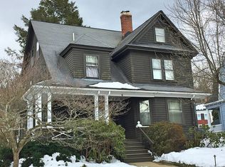 6 Crescent Rd, Winchester, MA 01890