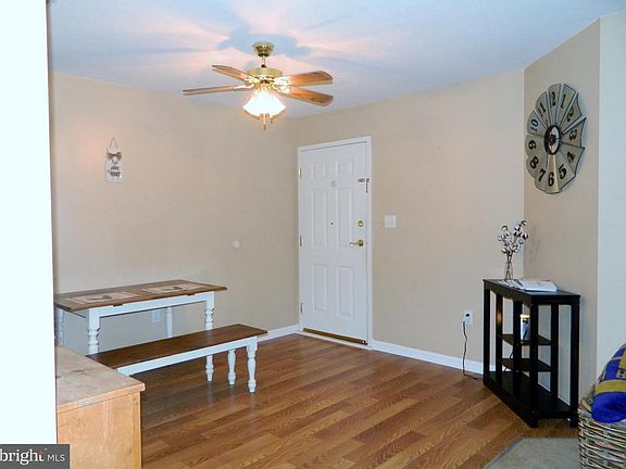 2nd image of 244 N 2nd St APT F