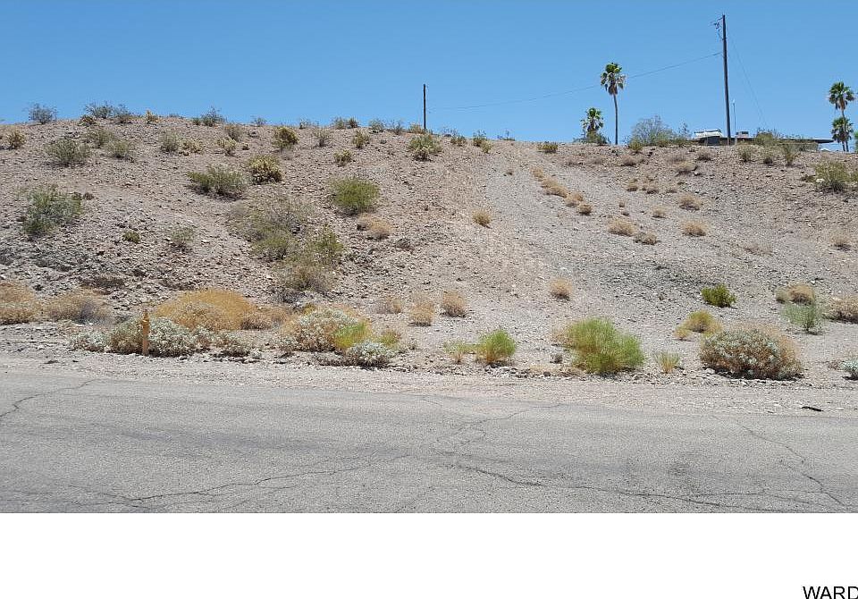 1st image of 4170 Trimaran Dr