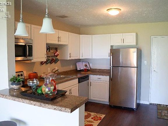 2nd image of 409 N Lake Pine Dr APT 5