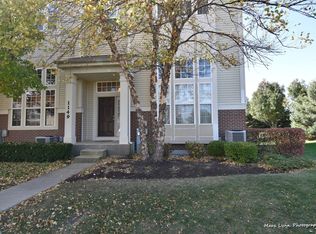 1149 Kilbery Ln #1149, North Aurora, IL 60542