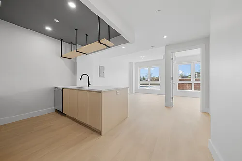 77-63 Vleigh Pl Photo 1