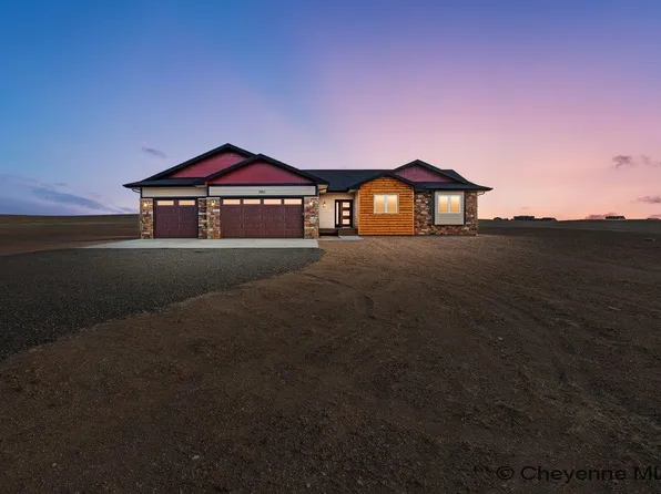1862 Golden Lark Trl, Cheyenne, WY 82009