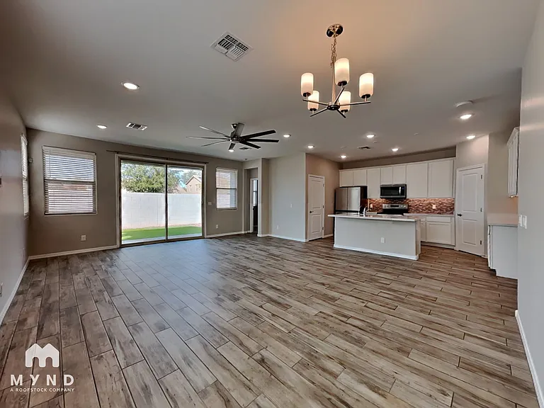 15168 W Sherman St — Photo 3