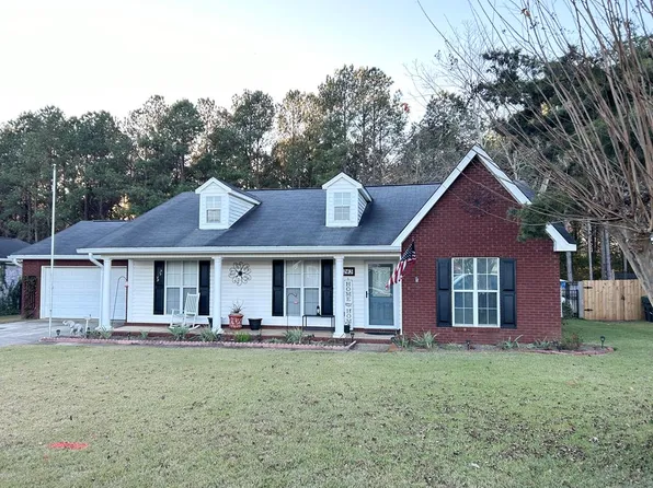 243 Lighthouse Dr, Dothan, AL 36305