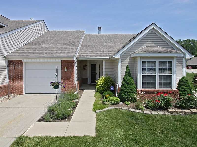 1st image of 7013 Peacock Lake Ct
