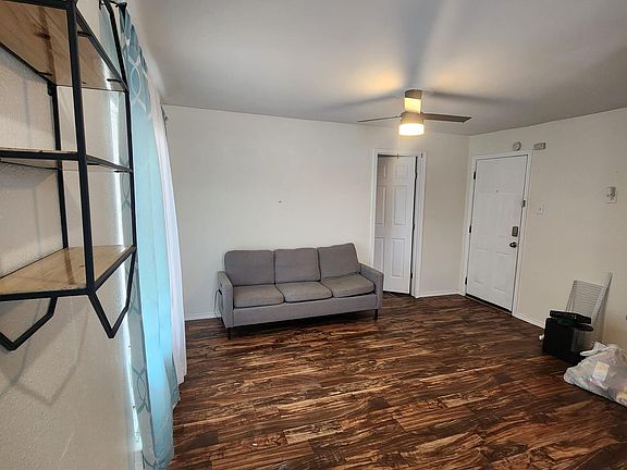 4th image of 533 Melba St APT 8