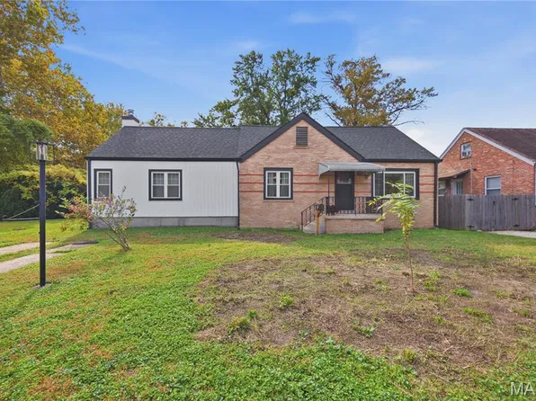 5408 Heege Rd, Saint Louis, MO 63123