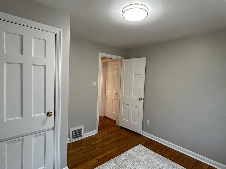 4854 Edsal Dr — Photo 57