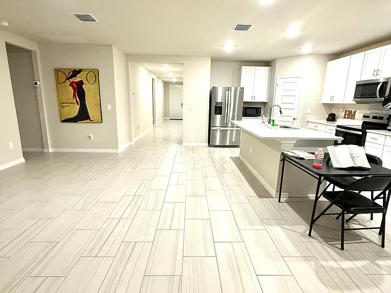 Hampton Park Cir — Photo 7